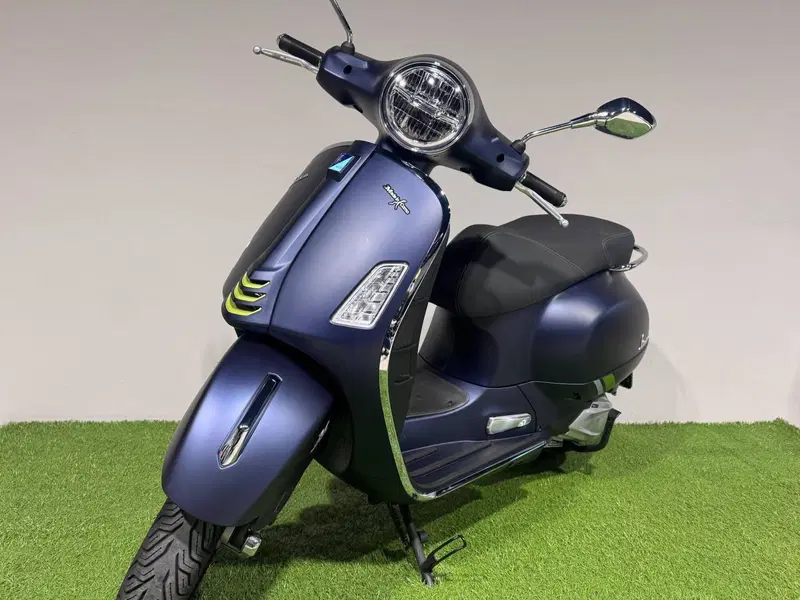 Vespa GTS 310 Supertech (2025 - 26) (2)