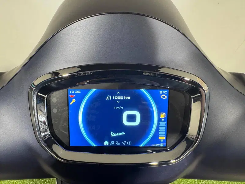Vespa GTS 310 Supertech (2025 - 26) (6)