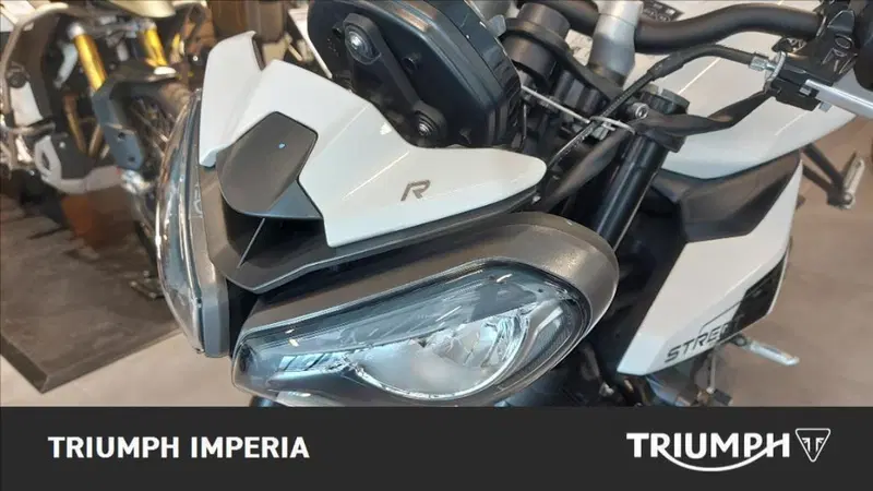Triumph Street Triple 765 R (2023 - 26) (4)