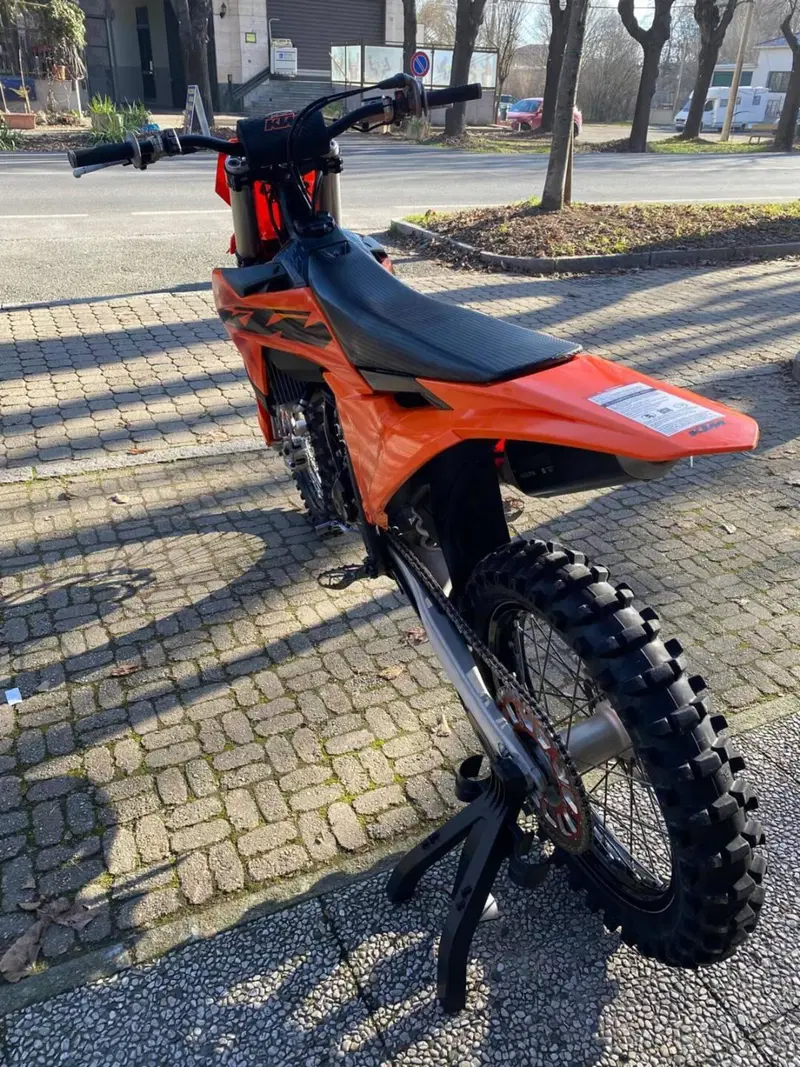 KTM 250 SX-F (2025) (9)