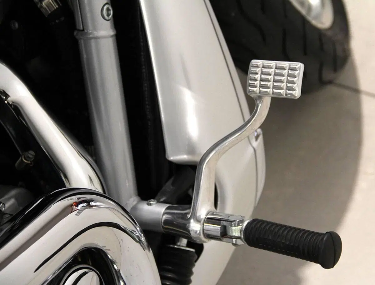 Harley-Davidson 1130 V-Rod (2002 - 05) - VRSCA (14)