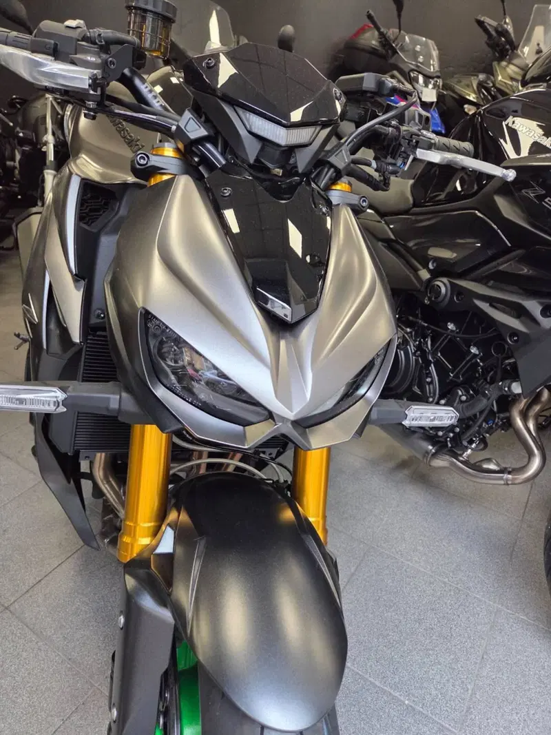Kawasaki Z 1100 SE (2026) (4)