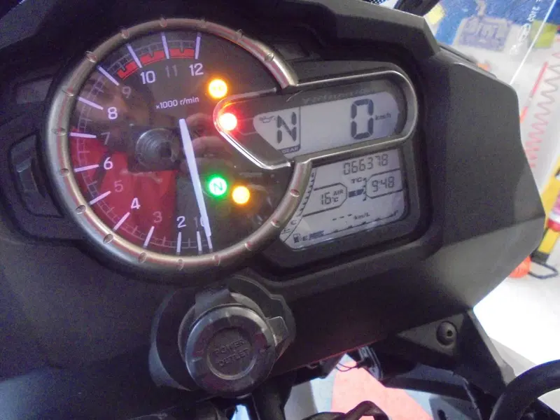 Suzuki V-Strom 1000 ABS (2014 - 17) (5)