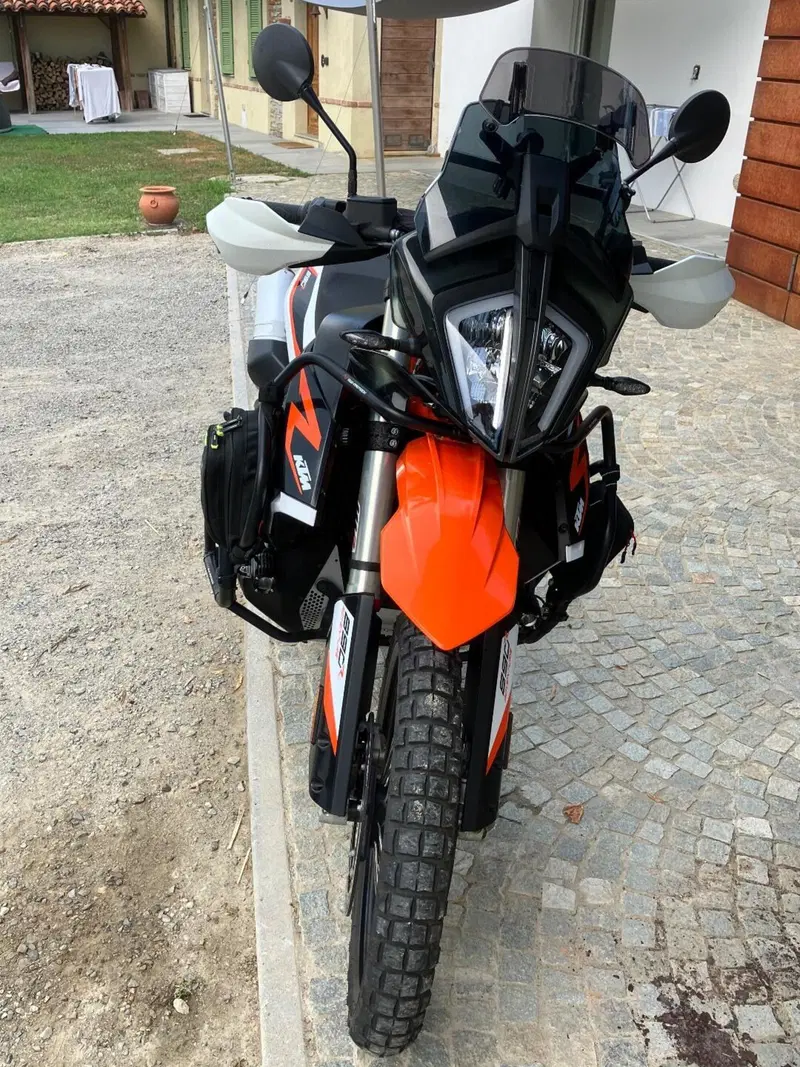 KTM 890 Adventure R (2022) (2)