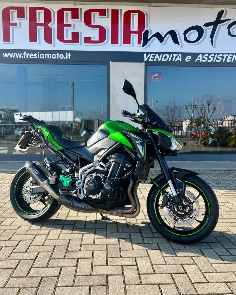 Kawasaki Z 900 (2017 - 18) (4)