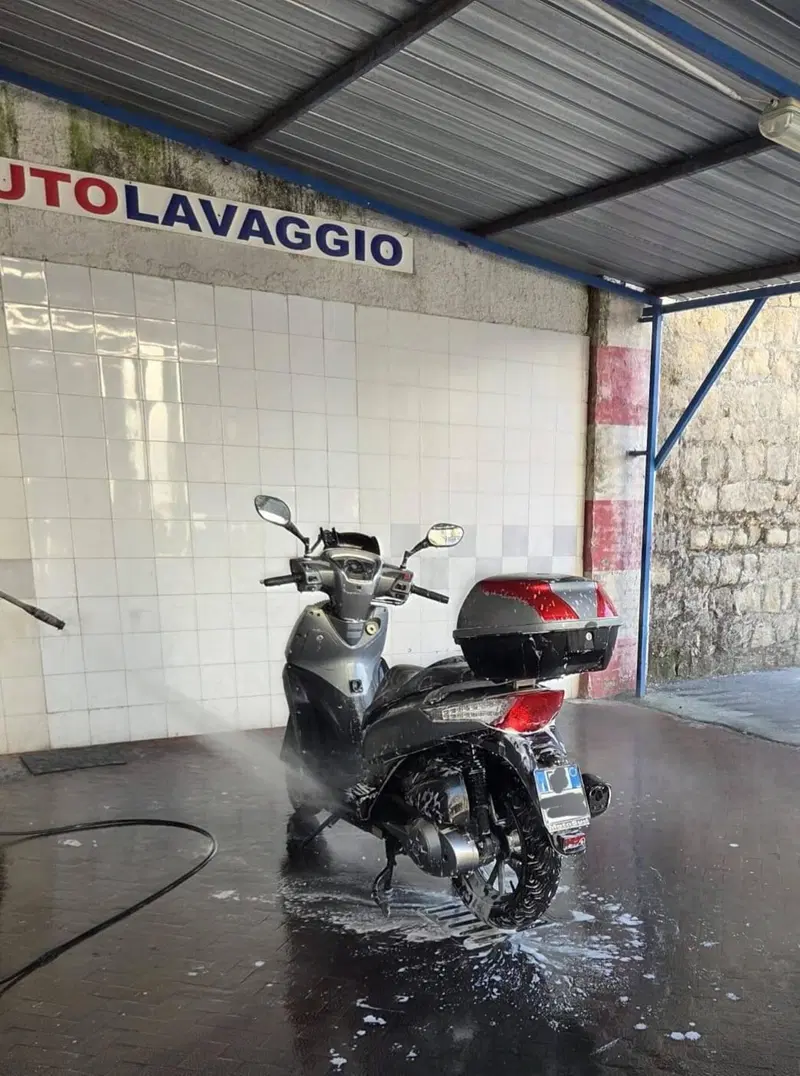 Kymco People 300i GT ABS (2010 - 17) (2)