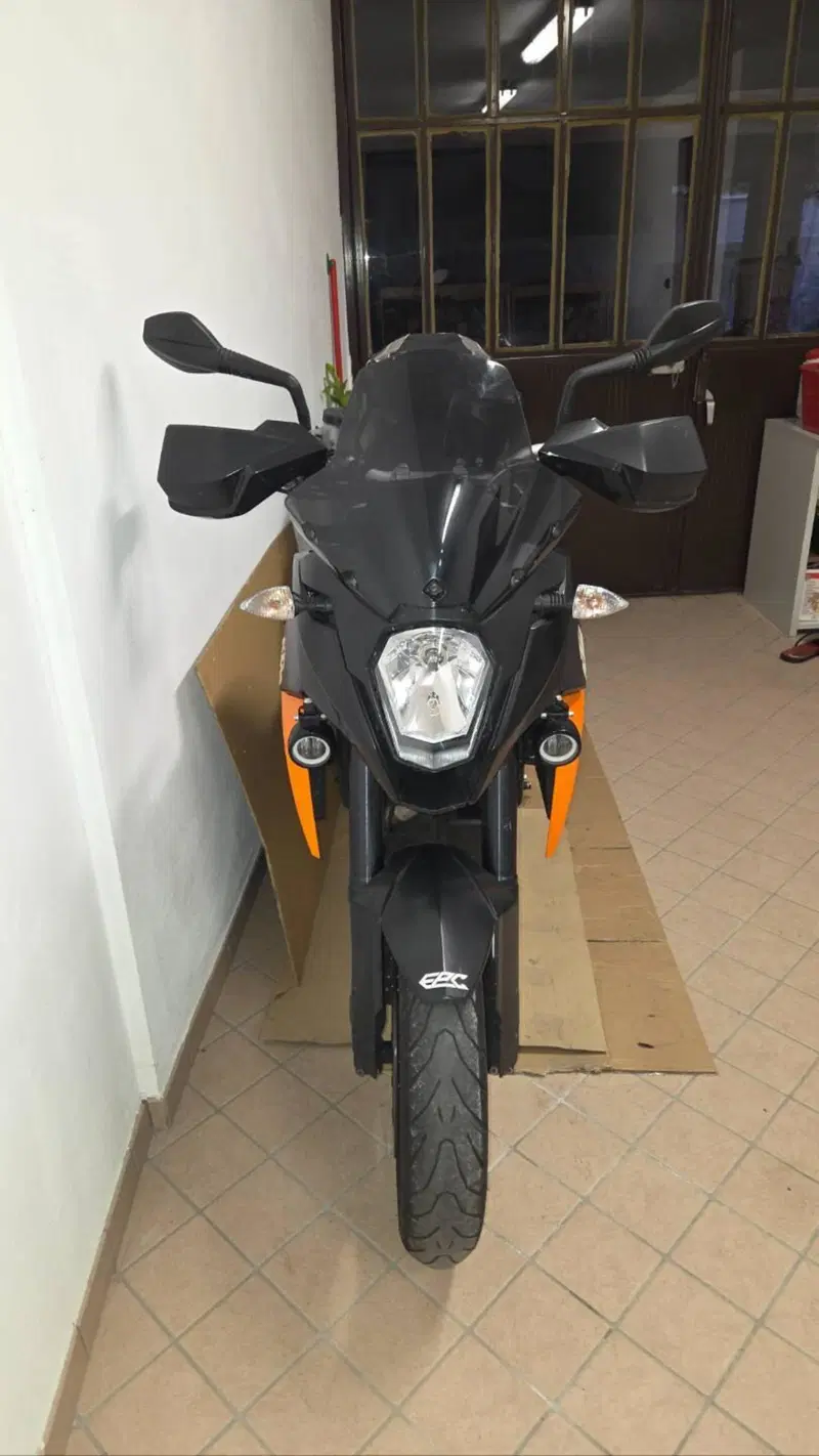 KTM 990 Supermoto T (2009 - 11) (6)