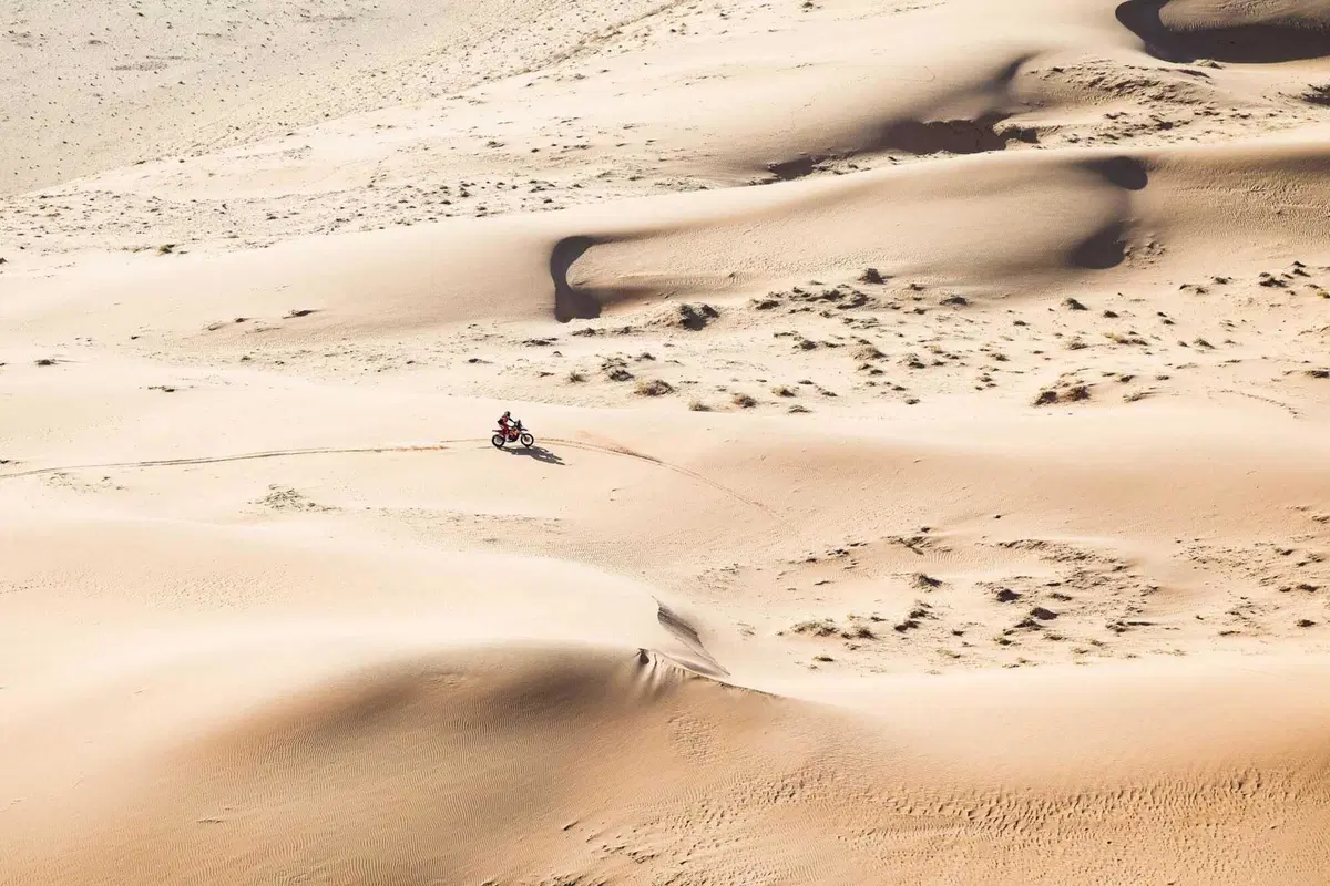 Dakar 2026. T6 BIS. Ricky, Nasser, libretto e patente. Come siamo messi con la revisione? (11)