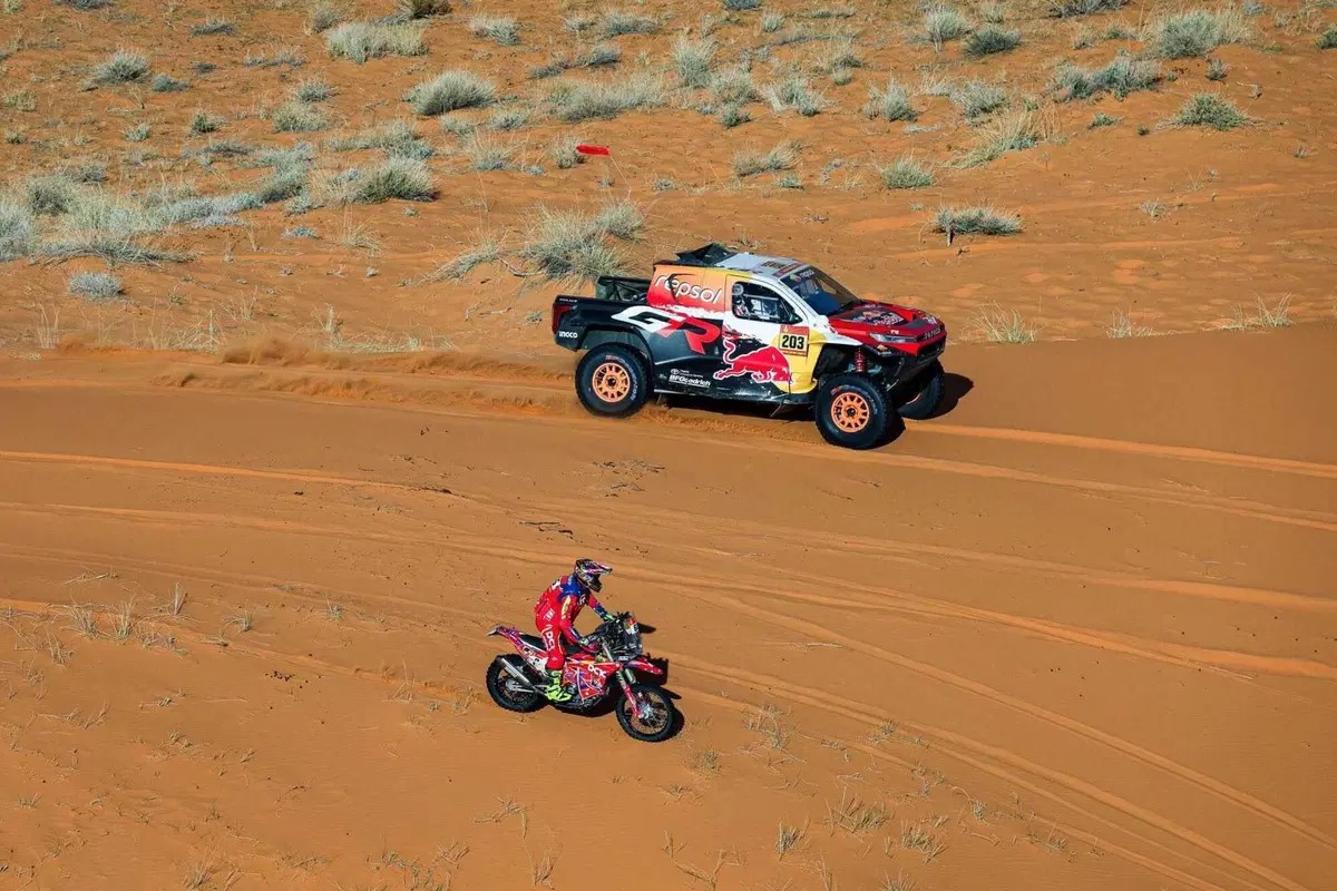 Dakar 2026. T6 BIS. Ricky, Nasser, libretto e patente. Come siamo messi con la revisione? (15)