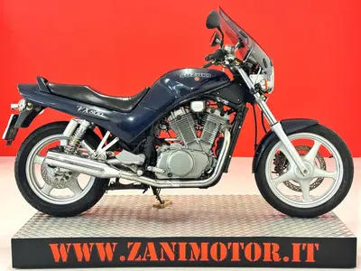 Suzuki VX 800 usata
