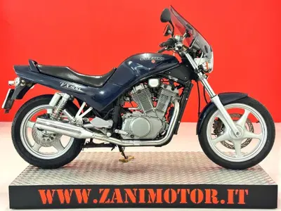 Suzuki VX 800 d'epoca