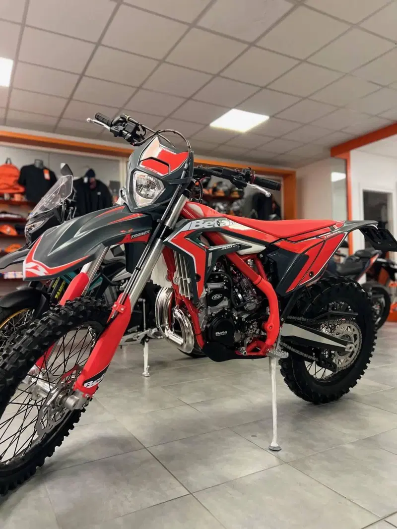Betamotor Xtrainer 250 2T (2026) (2)