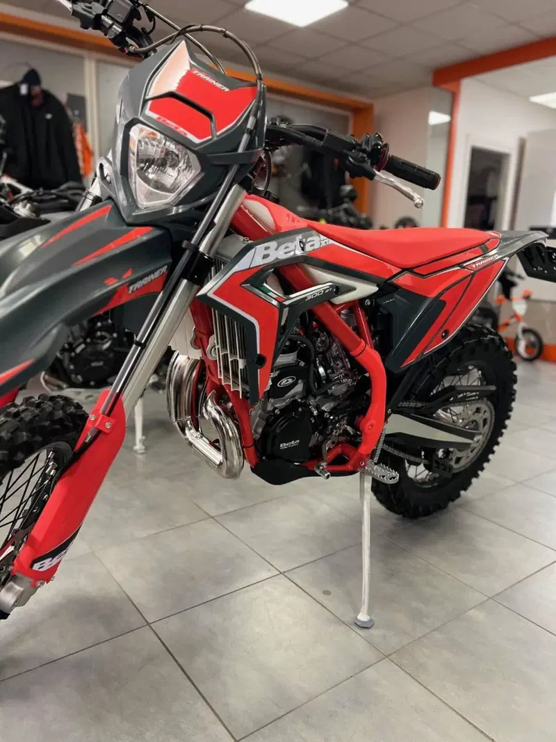 Betamotor Xtrainer 250 2T (2026) (3)
