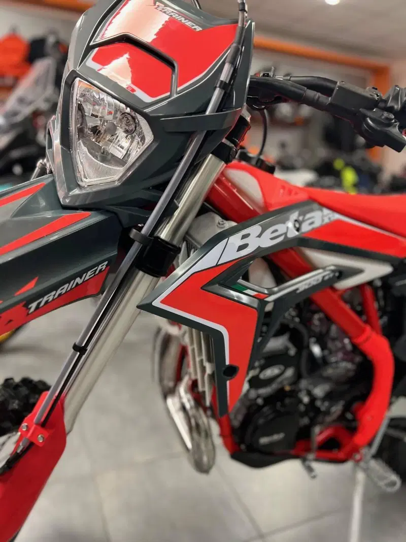 Betamotor Xtrainer 250 2T (2026) (4)