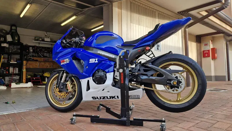Suzuki GSX-R1000 (2012 - 15) (6)