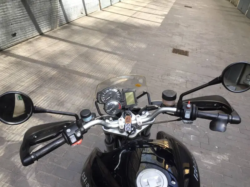 Bmw R 1200 R (2006 - 11) (3)
