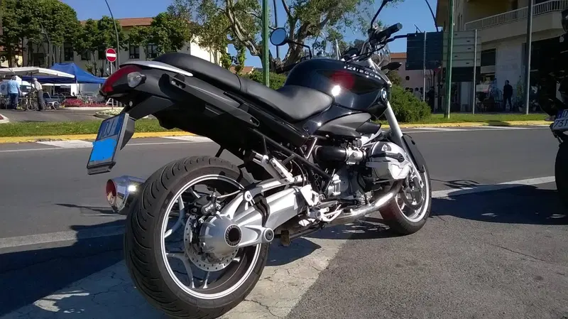 Bmw R 1200 R (2006 - 11) (4)