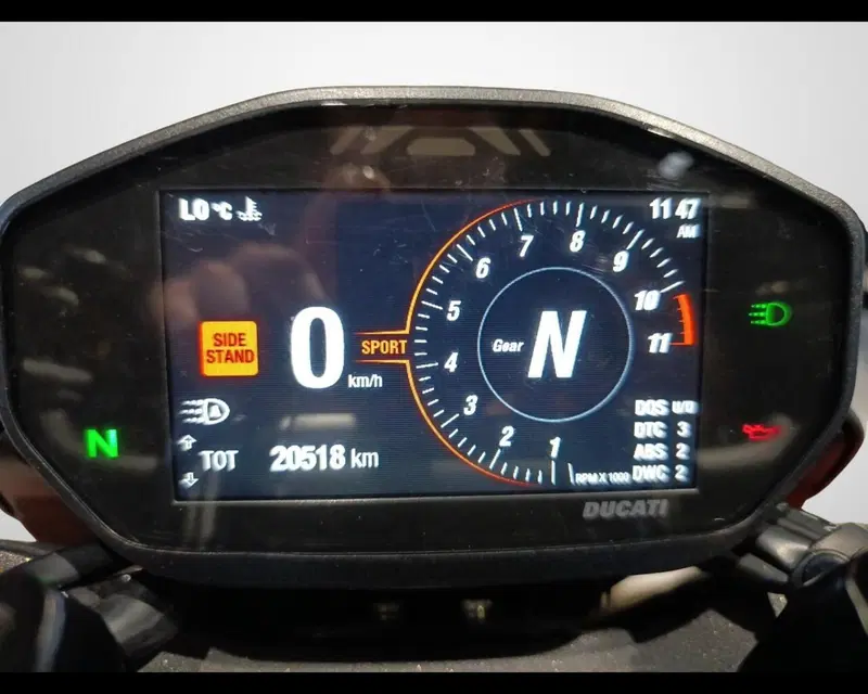 Ducati Hypermotard 950 SP (2022 - 25) (9)