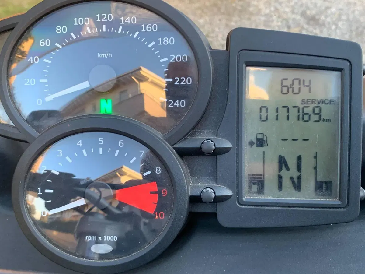 Bmw F 800 ST (6)