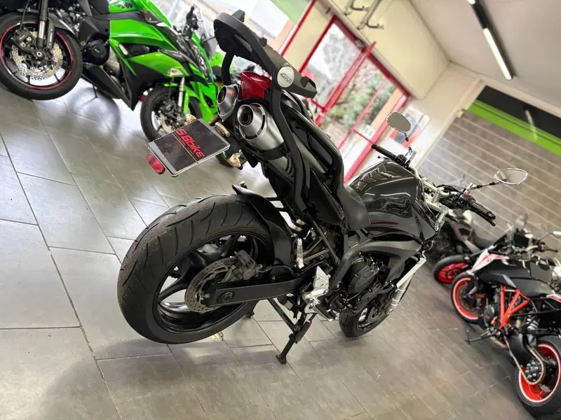 Yamaha FZ6 (2004 - 07) (6)