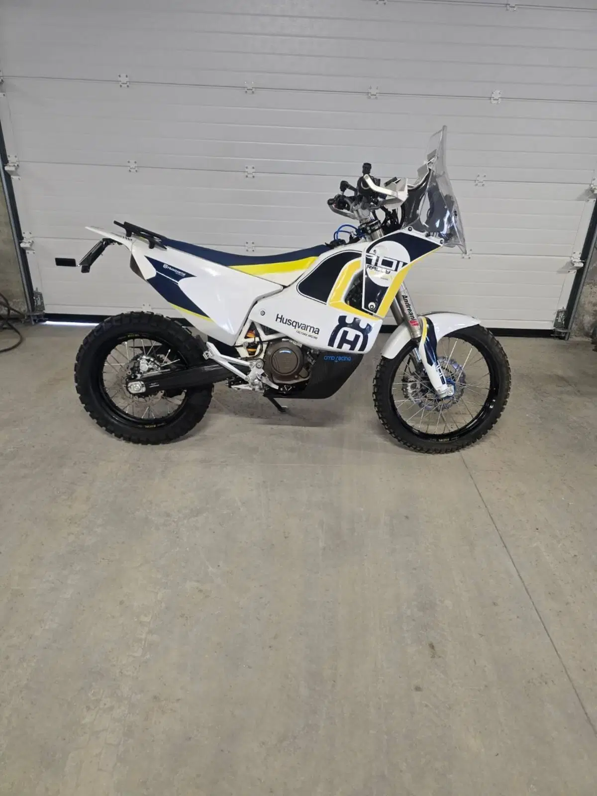 Husqvarna 701 Enduro (2016) (2)