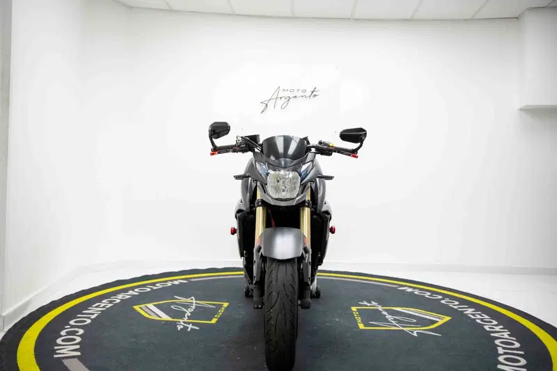 Suzuki GSR 750 Mat Black L.E. (2013 - 14) (8)
