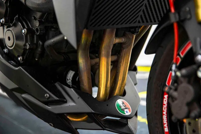Suzuki GSR 750 Mat Black L.E. (2013 - 14) (15)