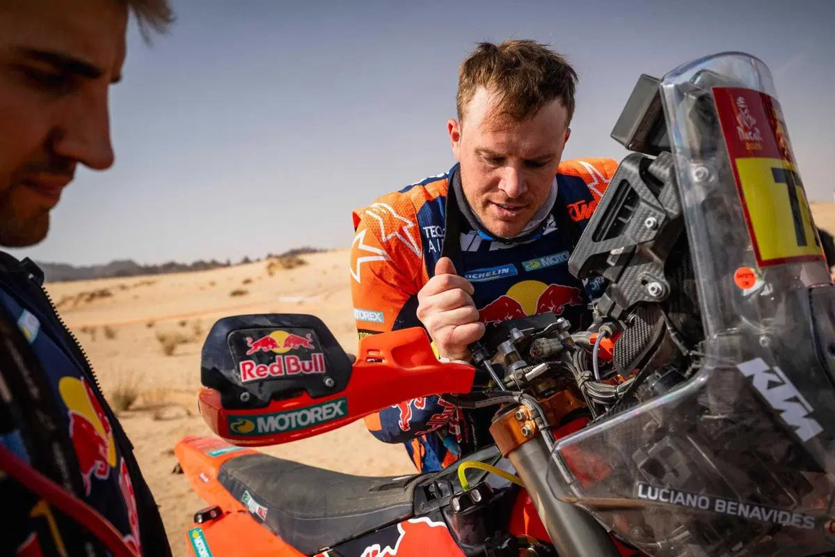 Dakar 2026. Rest Day. Bilancio approvato. Moto: se la giocano Sanders e Brabec. Auto, Al Attiyah, se dune, o … altri 5 (2)