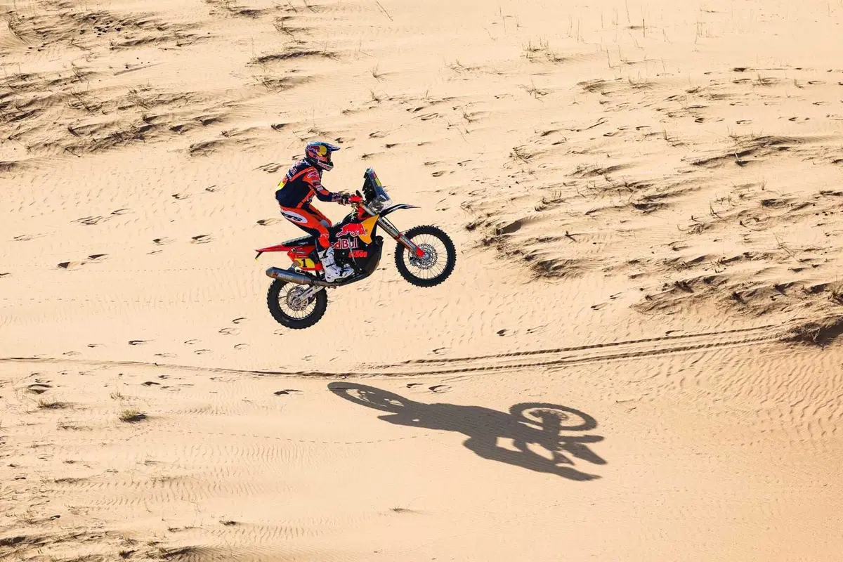 Dakar 2026. Rest Day. Bilancio approvato. Moto: se la giocano Sanders e Brabec. Auto, Al Attiyah, se dune, o … altri 5 (19)