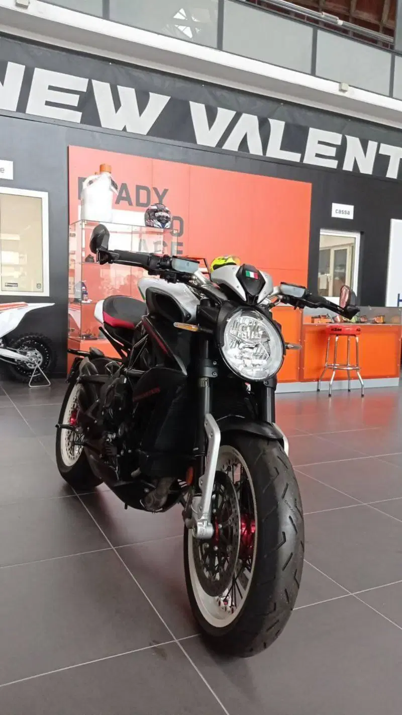 MV Agusta Dragster 800 RR (2021 - 23) (4)