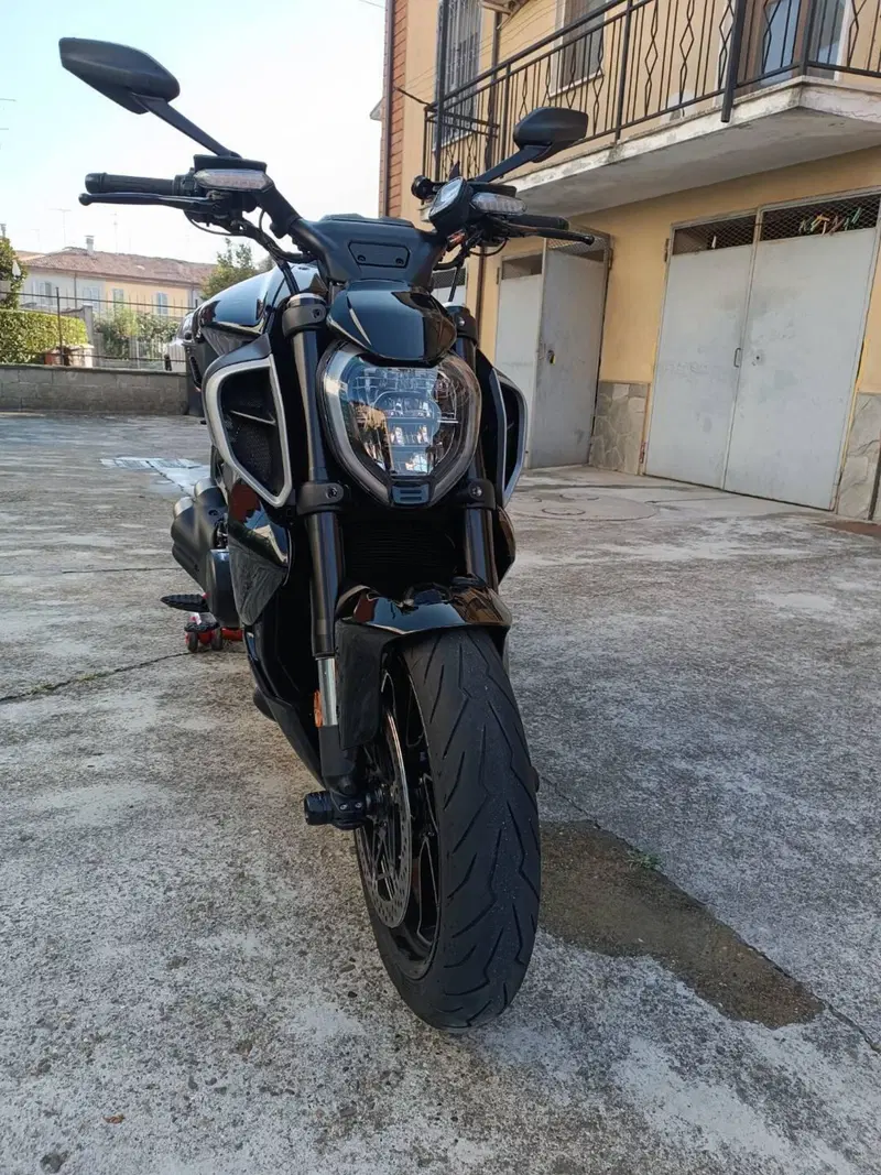 Ducati Diavel V4 (2023 - 26)
