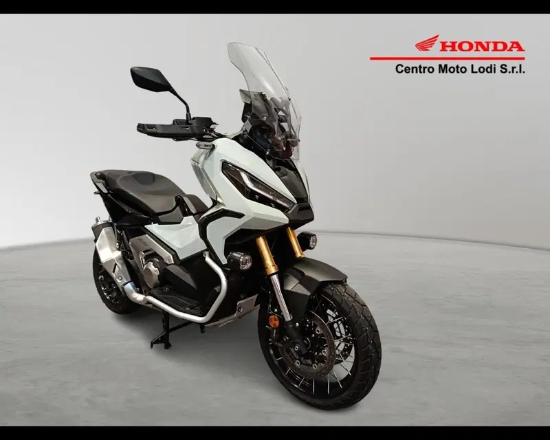 Honda X-ADV 750 DCT Adventure (2021 - 24) (2)
