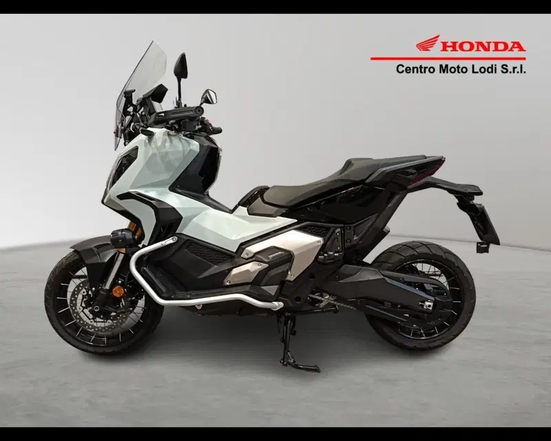 Honda X-ADV 750 DCT Adventure (2021 - 24) (3)