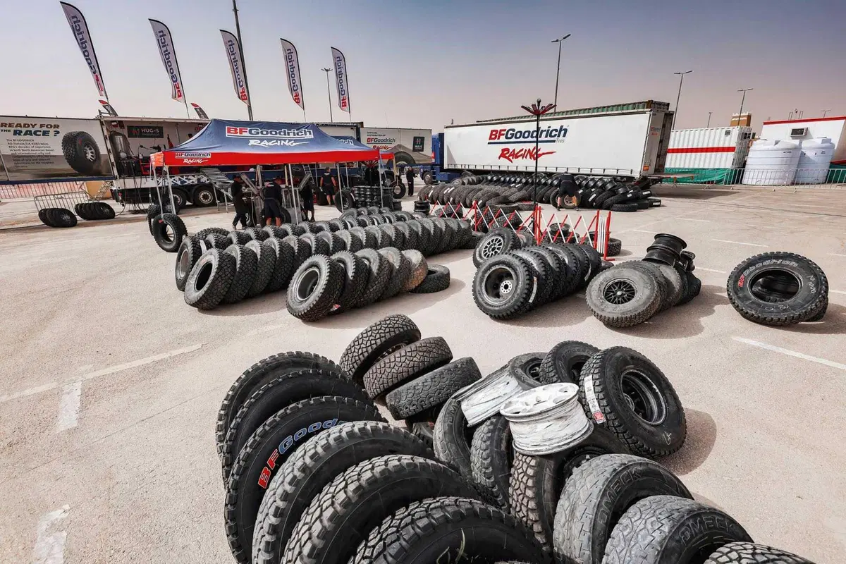 Dakar 2026. T7. Imboscata con doppietta KTM, e un bel nulla di fatto Lategan che salva Al Attiyah [VIDEO] (10)