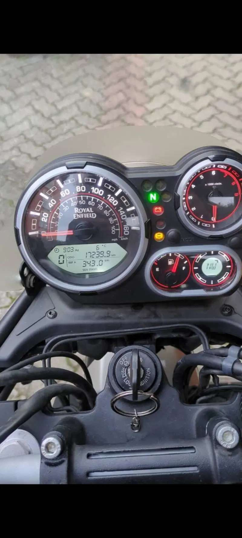 Royal Enfield Himalayan 411 (2017 - 20) (5)