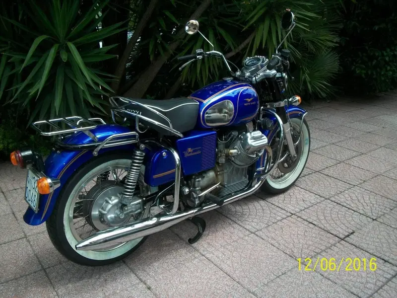 Moto Guzzi v750 (8)