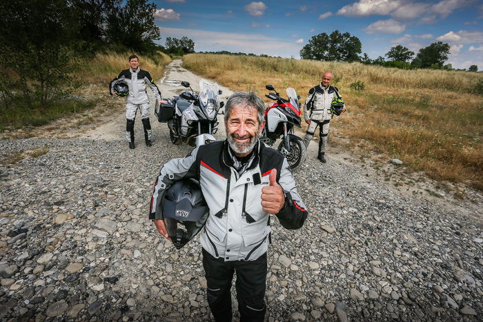 Come vanno in fuoristrada? Ce lo dice il Perfetto nel video d'apertura