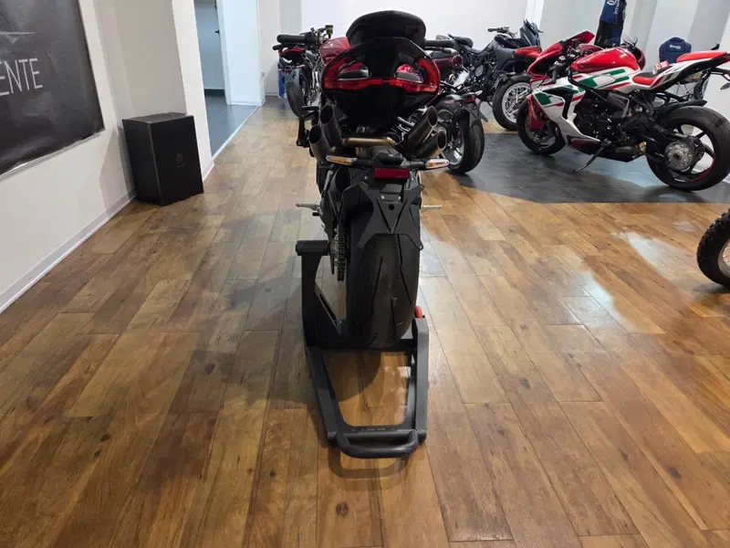 MV Agusta Brutale 1000 RS (2022 - 26) (8)