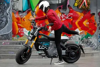 Incentivi moto e scooter elettrici. Firenze stanzia 2 milioni di euro: ecco a chi sono destinati