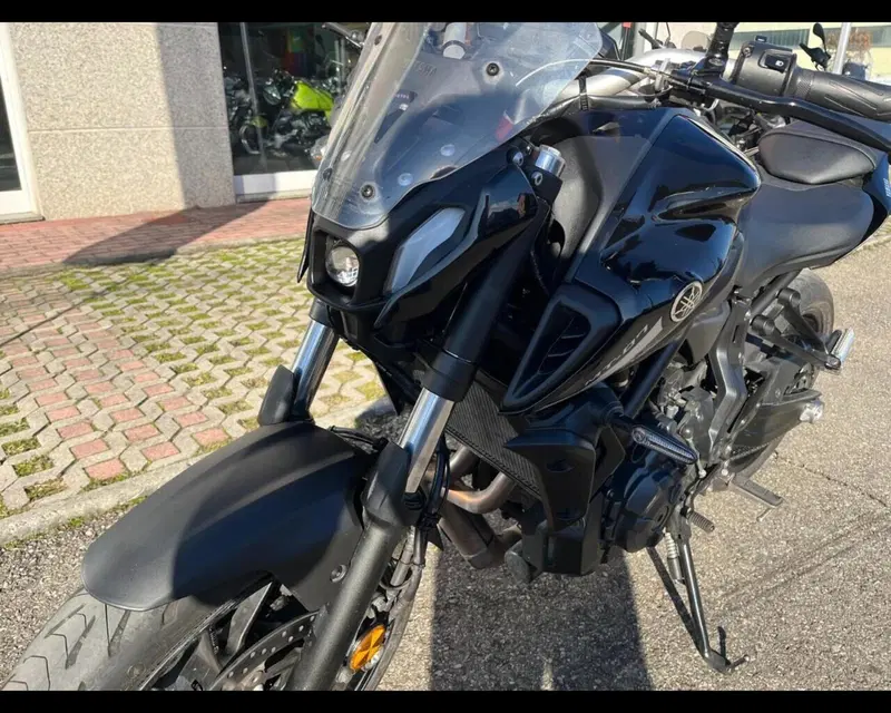 Yamaha MT-07 Pure (2023 - 25) (9)
