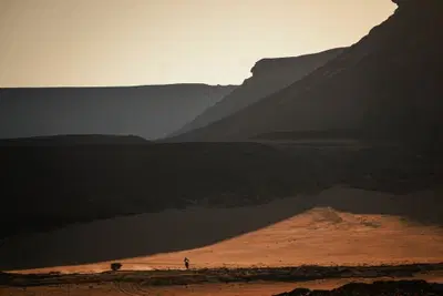 Dakar 2026. T8. Il sicario Luciano Benavides, KTM, e il perdono a Henk Lategan, Toyota