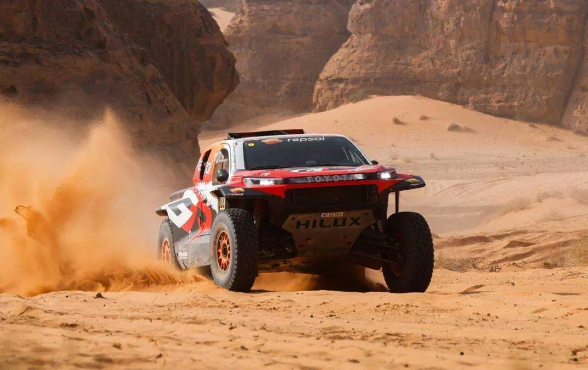 Dakar 2026. T8. Il sicario Luciano Benavides, KTM, e il perdono di Henk Lategan, Toyota (5)