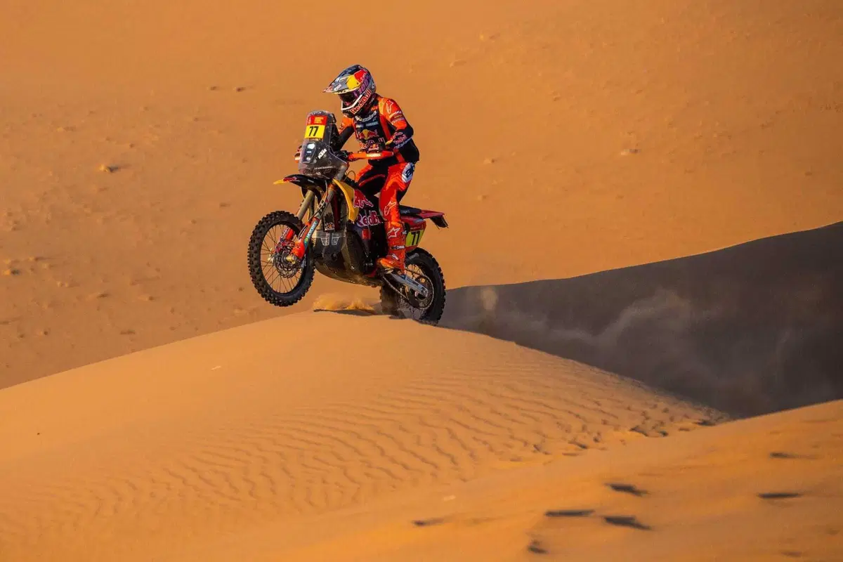 Dakar 2026. T8. Il sicario Luciano Benavides, KTM, e il perdono di Henk Lategan, Toyota (7)
