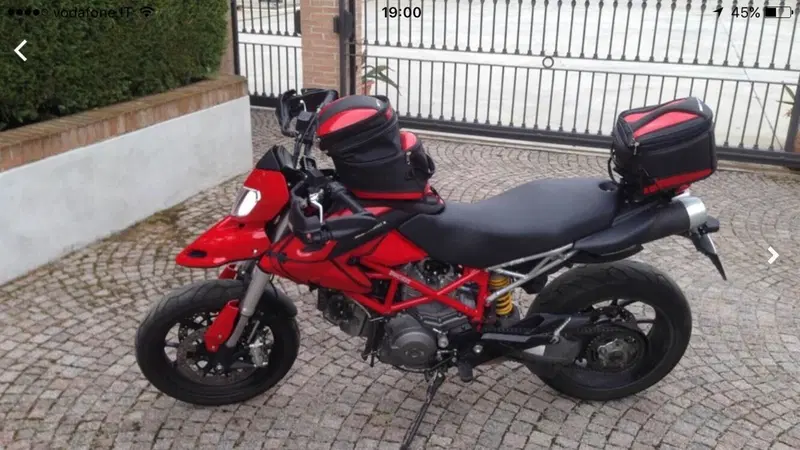Ducati Hypermotard 796 (2012) (2)