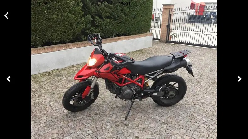 Ducati Hypermotard 796 (2012) (3)