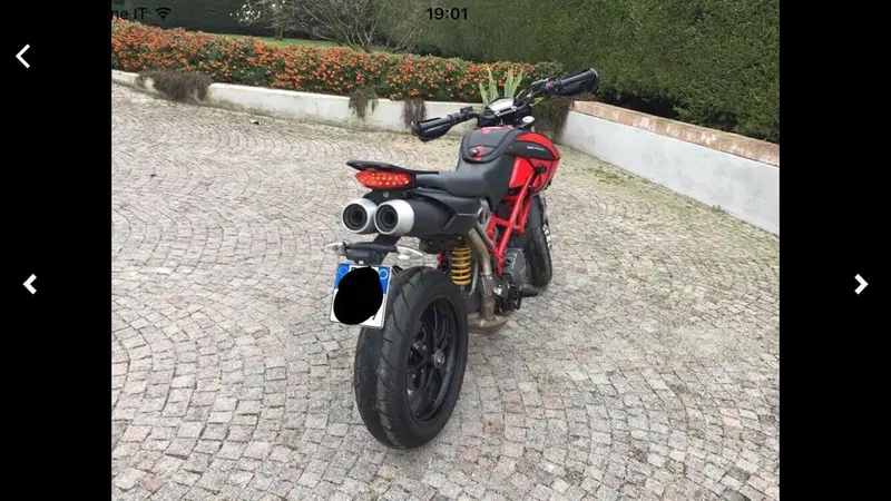 Ducati Hypermotard 796 (2012) (5)