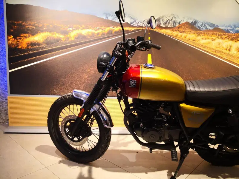Brixton Motorcycles Saxby 250 (2019) (11)