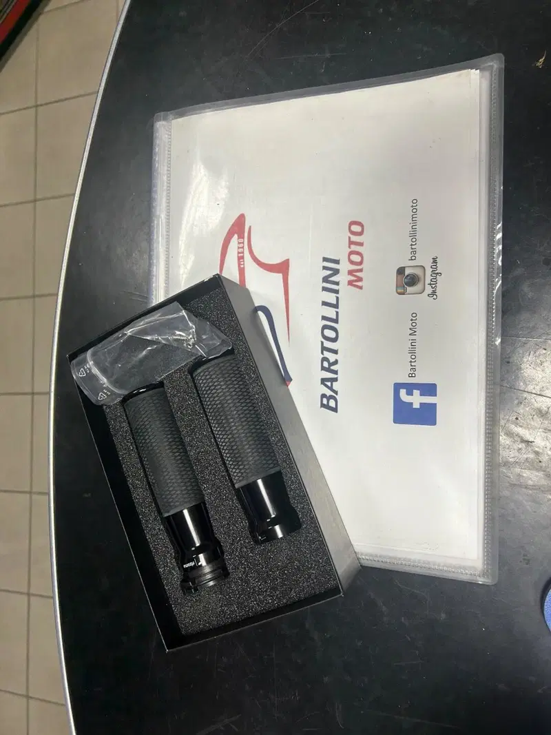 Manopole Rizoma G236