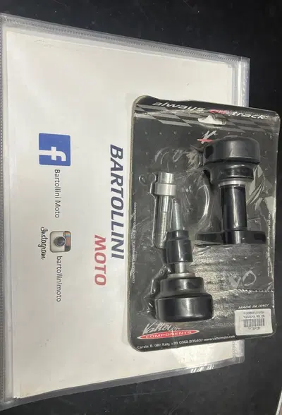 Tamponi para-telaio per Yamaha R6 Valter Moto Components