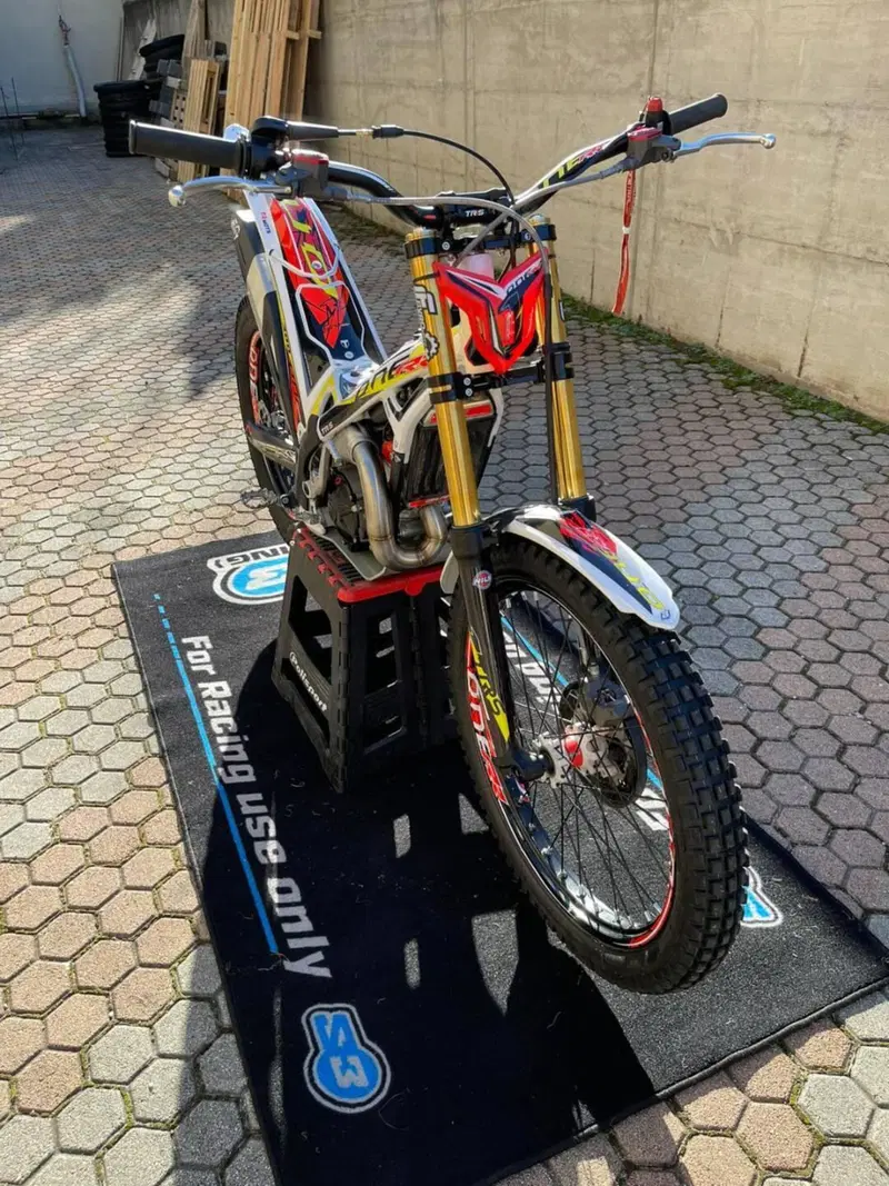 TRS Motorcycles One 300 RR (2025) (8)